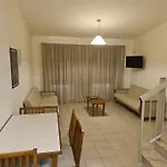 Nissiana & Ξενοδοχείο 3*