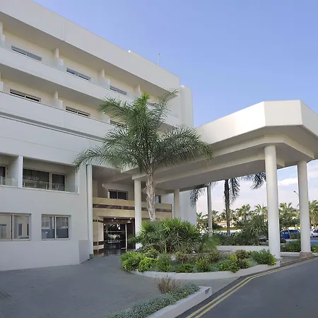 尼斯娜酒店及简易别墅 酒店 3*