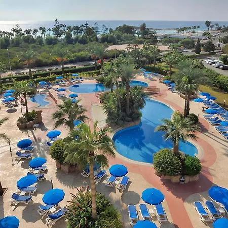 尼斯娜酒店及简易别墅 3*