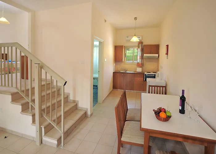 Nissiana & Szálloda 3*