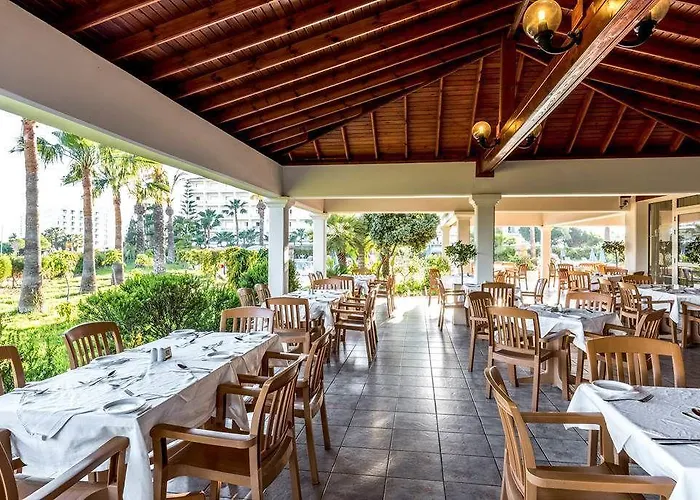 Nissiana & Szálloda 3*