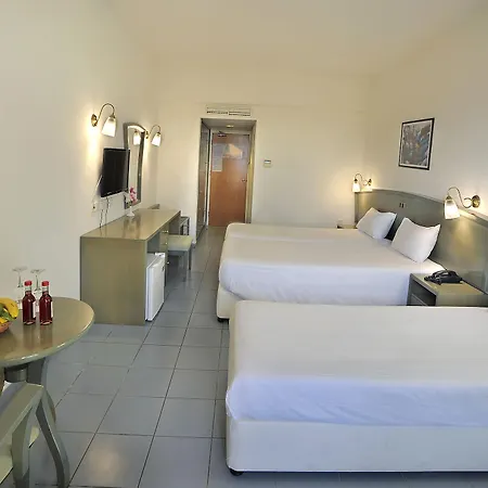 Hotel Nissiana &